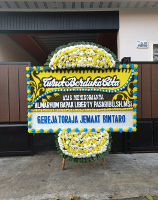 Papan Bunga Duka di Banda
